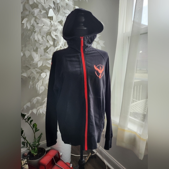 Pokemon Team Valor Hoodie Womens Size Medium - Picture 5 of 6